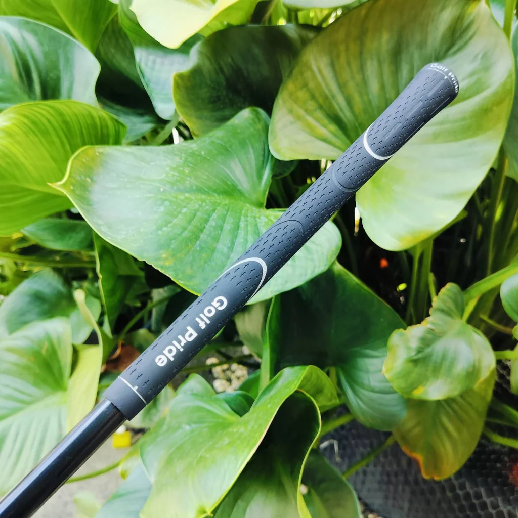 Driver Cleveland Black 265 องศา 9 ก้าน MIYAZAKI 39 R เป็นก้าน LIMITED ราคาก้านแพงมาก ไม้กอล์ฟพรีเมี่ยมมือสอง ของแท้ By NakaraLuxurious Driver Cleveland Black 265 องศา 9 ก้าน MIYAZAKI 39 R เป็นก้าน LIMITED ราคาก้านแพงมาก ไม้กอล์ฟพรีเมี่ยมมือสอง ของแท้ By NakaraLuxurious