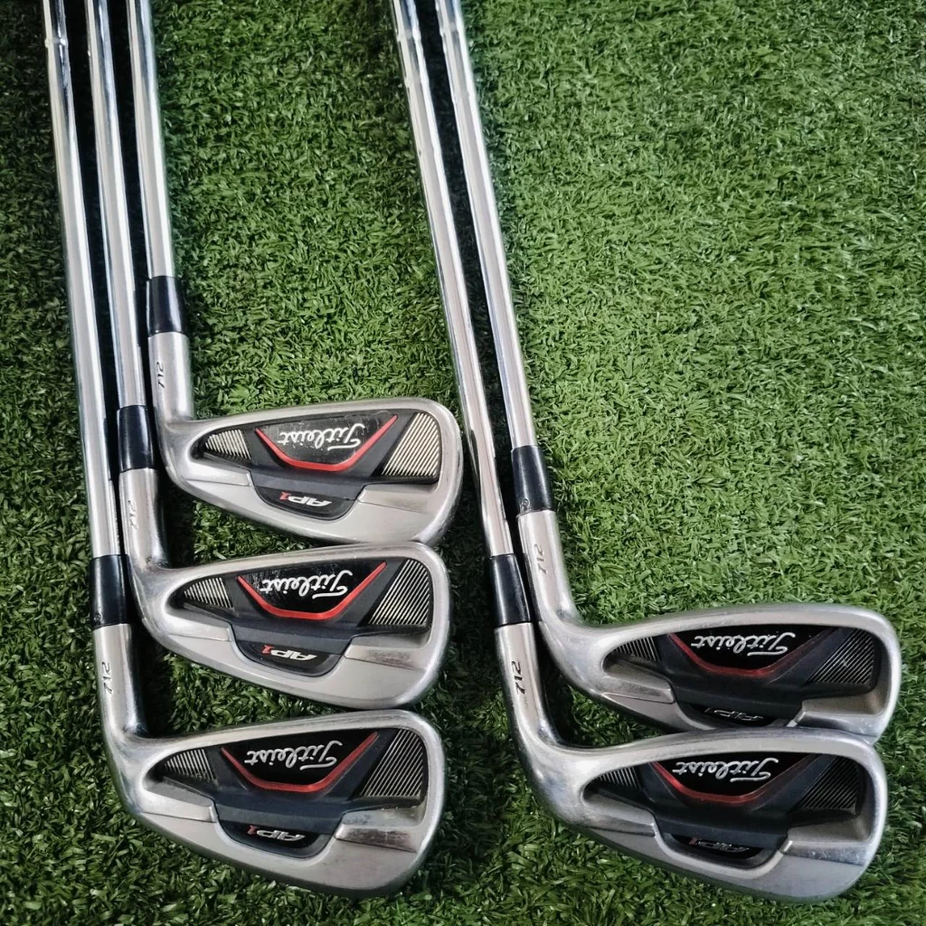 ** ขาดเหล็ก 8 ** IRON SET TITLEIST AP2 712 FORGED ก้าน NS PRO 950 FLEX R มีเหล็ก 5 6 7 9 PW (ลดพิเศษสุดๆ) ไม้กอล์ฟพรีเมี่ยมมือสอง ของแท้ By NakaraLuxurious ** ขาดเหล็ก 8 ** IRON SET TITLEIST AP2 712 FORGED ก้าน NS PRO 950 FLEX R มีเหล็ก 5 6 7 9 PW (ลดพิเศษสุดๆ) ไม้กอล์ฟพรีเมี่ยมมือสอง ของแท้ By NakaraLuxurious