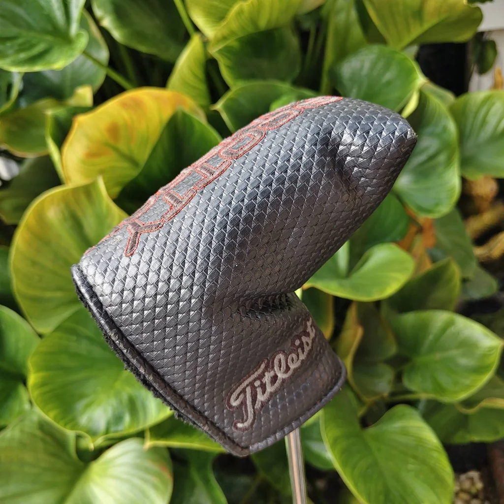 Putter Scotty Cameron GOLO 5 BLACK ติดฟิล์มกันลอยอย่างดี! พัตเตอร์ Mid-Mallet ระดับพรีเมี่ยม Putter Scotty Cameron GOLO 5 BLACK ติดฟิล์มกันลอยอย่างดี! พัตเตอร์ Mid-Mallet ระดับพรีเมี่ยม