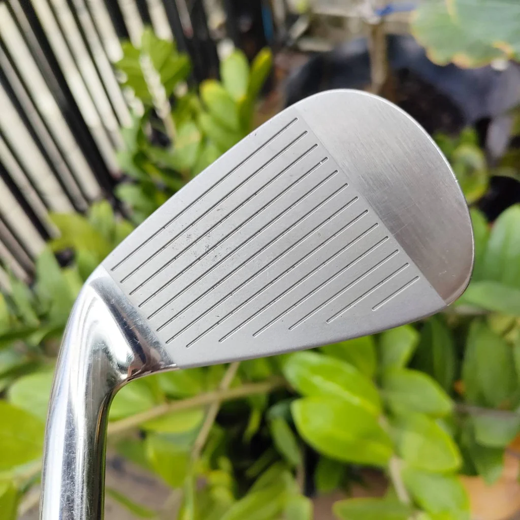 ชุดเหล็ก SRIXON GIE มีเหล็ก 5-9 เเละ PW ก้าน N.S.PRO 950 GH FLEX S เหล็กใบใหญ่ ตีง่ายมาก และช่วย เรื่องระยะอย่างมาก ก้านเหล็กเบา เพียงแค่ 95 กรัม ไม้กอล์ฟมือสอง ของแท้ BY NakaraLuxurious ชุดเหล็ก SRIXON GIE มีเหล็ก 5-9 เเละ PW ก้าน N.S.PRO 950 GH FLEX S เหล็กใบใหญ่ ตีง่ายมาก และช่วย เรื่องระยะอย่างมาก ก้านเหล็กเบา เพียงแค่ 95 กรัม ไม้กอล์ฟมือสอง ของแท้ BY NakaraLuxurious