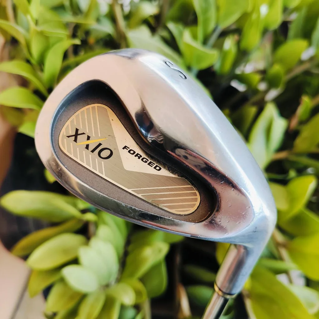ชุดเหล็ก XXIO MX1000 เป็นเหล็ก FORGED พรีเมี่ยมแถวหน้าของญี่ปุ่น มี CAVITY ที่ลึกตีง่าย ได้ความนุ่มนวลเหนือชั้นของ FORGED วิถีลูกที่ดีที่สุด ไม้กอล์ฟพรีเมี่ยมมือสอง ของแท้ By NakaraLuxurious ชุดเหล็ก XXIO MX1000 เป็นเหล็ก FORGED พรีเมี่ยมแถวหน้าของญี่ปุ่น มี CAVITY ที่ลึกตีง่าย ได้ความนุ่มนวลเหนือชั้นของ FORGED วิถีลูกที่ดีที่สุด ไม้กอล์ฟพรีเมี่ยมมือสอง ของแท้ By NakaraLuxurious