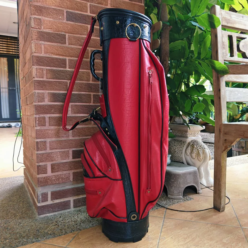 GOLF BAG ถุงกอล์ฟวินเทจ คลาสสิกซีรีส์ สีแดงเพลิง (Vintage Crimson Red) GOLF BAG ถุงกอล์ฟวินเทจ คลาสสิกซีรีส์ สีแดงเพลิง (Vintage Crimson Red)