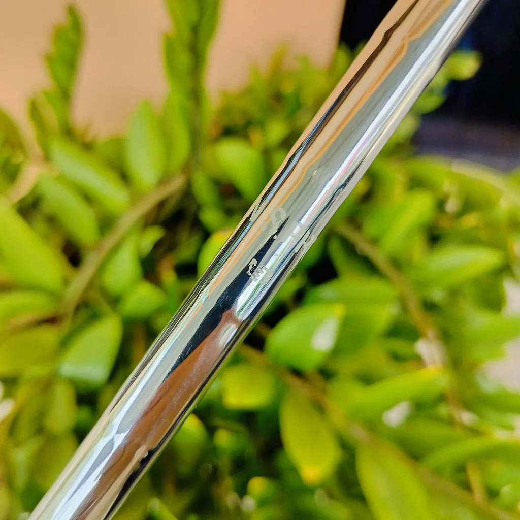ก้าน NS PRO 950 FLEX S ก้านเหล็กเบายอดนิยมอันดับ 1 เร่งสปีดได้ดี ตีง่าย ควบคุมดี สำหรับใส่เหล็ก 5 - PW ก้านไม้กอล์ฟพรีเมี่ยมมือสอง ของแท้ By NakaraLuxurious ก้าน NS PRO 950 FLEX S ก้านเหล็กเบายอดนิยมอันดับ 1 เร่งสปีดได้ดี ตีง่าย ควบคุมดี สำหรับใส่เหล็ก 5 - PW ก้านไม้กอล์ฟพรีเมี่ยมมือสอง ของแท้ By NakaraLuxurious