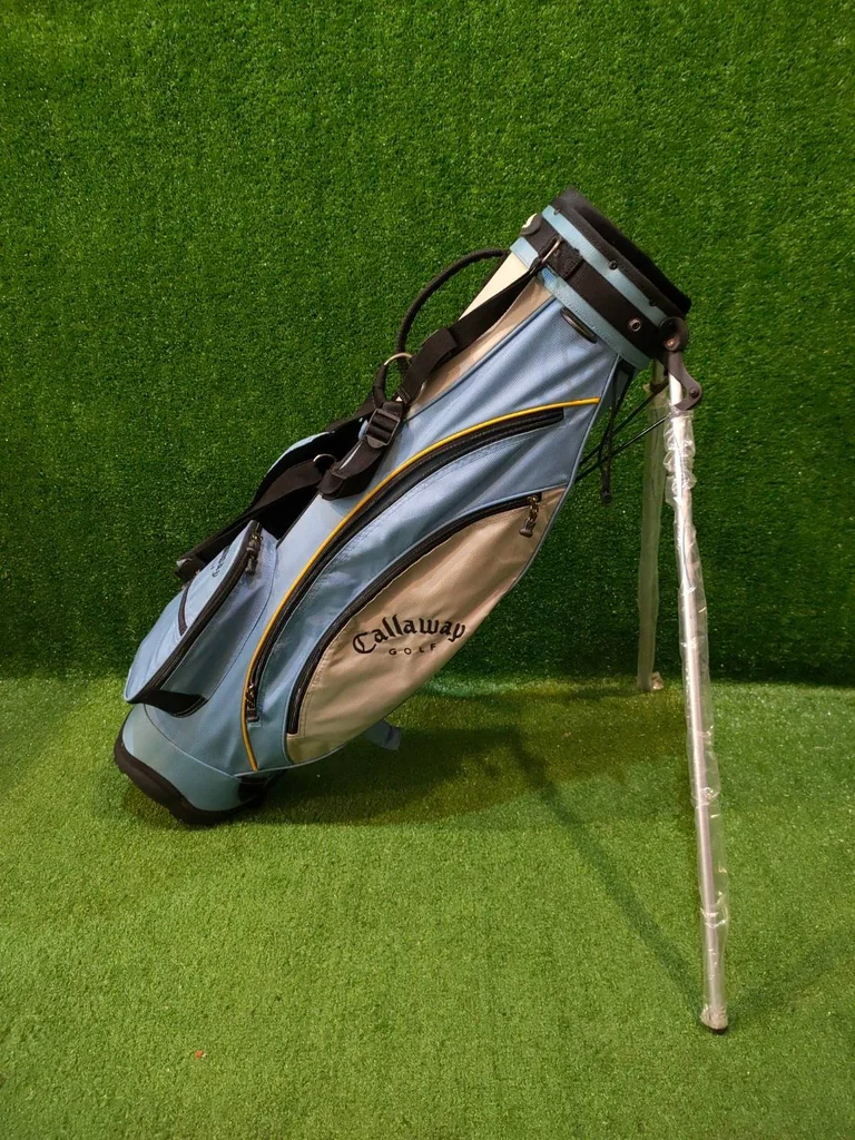ถุงกอล์ฟ ขาตั้ง Callaway ใบที่ 2 มือสอง ถุงกอล์ฟ ขาตั้ง Callaway ใบที่ 2 มือสอง