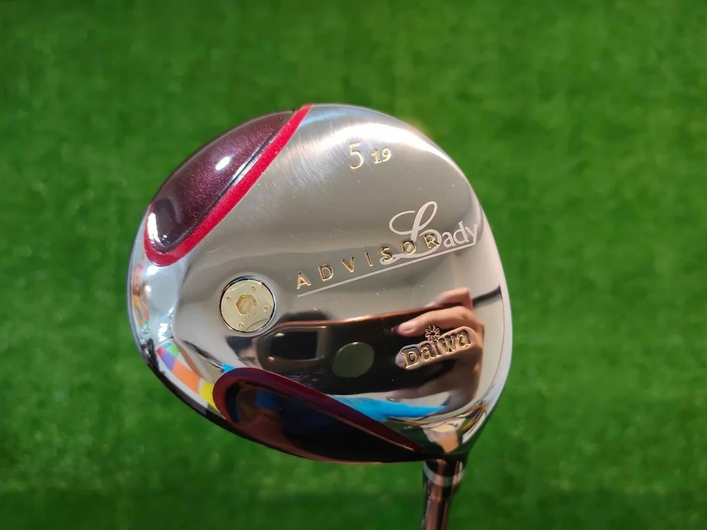 ไม้กอล์ฟระดับพรีเมี่ยมครบชุด สำหรับสุภาพสตรี DAIWA ADVISOR LADY ไม้กอล์ฟระดับพรีเมี่ยมครบชุด สำหรับสุภาพสตรี DAIWA ADVISOR LADY