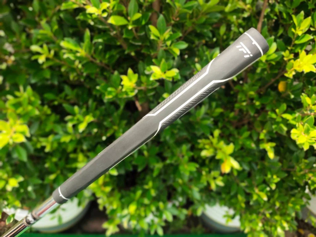 PUTTER CLEVELAND TFi 6.5 สุดยอดความพรีเมี่ยม สภาพสวยมาก PUTTER CLEVELAND TFi 6.5 สุดยอดความพรีเมี่ยม สภาพสวยมาก