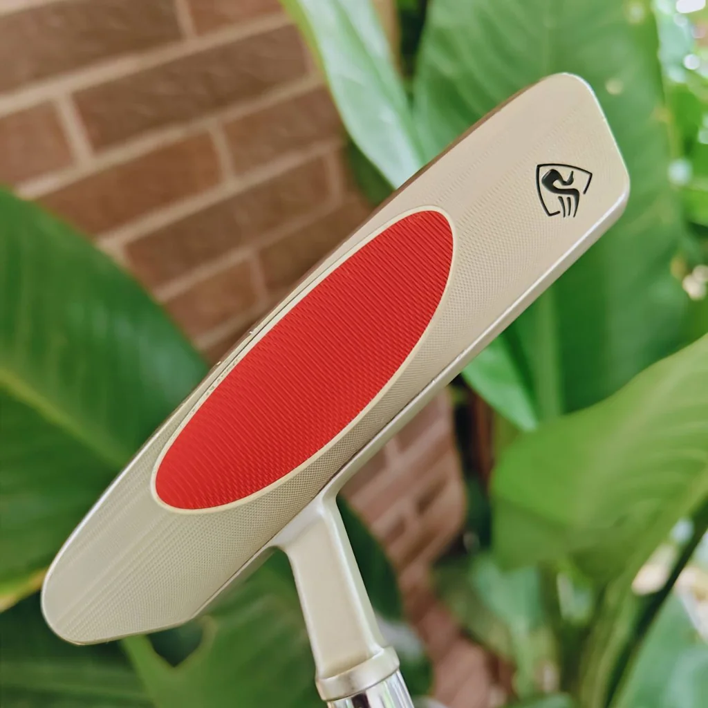 PUTTER TaylorMade Rossa Limited Edition Daytona 3-03 "K.J. CHOI" ผลิตจำกัดเพียง 250 ชิ้นทั่วโลก PUTTER TaylorMade Rossa Limited Edition Daytona 3-03 "K.J. CHOI" ผลิตจำกัดเพียง 250 ชิ้นทั่วโลก
