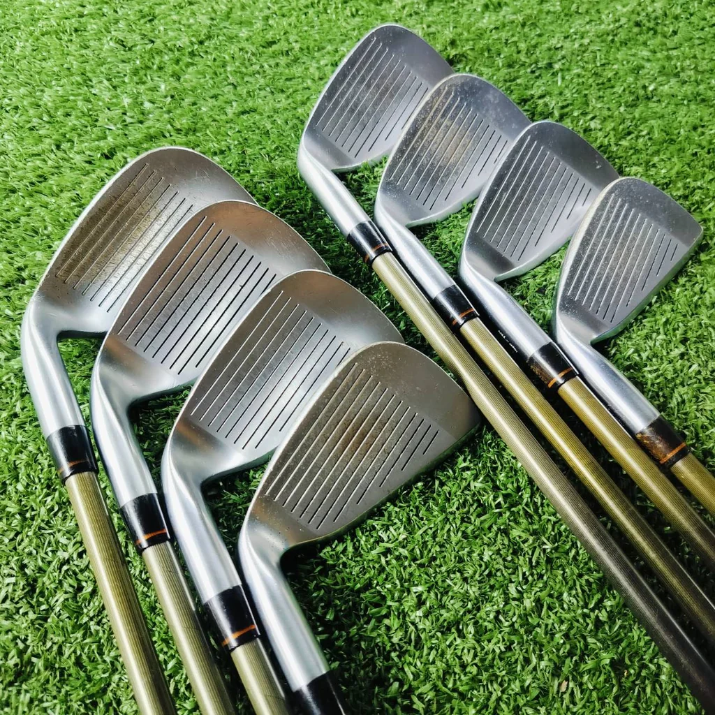 ชุดเหล็ก HIRO HONMA NEW-LB280 CAVITY BACK ก้านระดับ **** 4ดาว ทุกชิ้นผลิตจาก JAPAN SAKATA เป็นรุ่นสุดยอดนิยมของ HONMA ไม้กอล์ฟพรีเมี่ยมมือสอง ของแท้ By NakaraLuxurious ชุดเหล็ก HIRO HONMA NEW-LB280 CAVITY BACK ก้านระดับ **** 4ดาว ทุกชิ้นผลิตจาก JAPAN SAKATA เป็นรุ่นสุดยอดนิยมของ HONMA ไม้กอล์ฟพรีเมี่ยมมือสอง ของแท้ By NakaraLuxurious