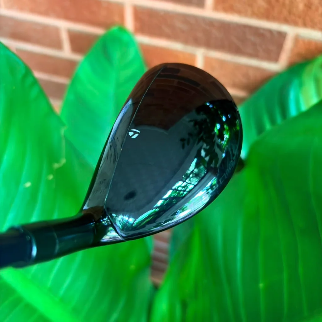 RESCUE TAYLORMADE QI10 #4 - 22° เปิดมิติใหม่แห่งความแม่นยำและระยะทางทดแทนเหล็กยาว RESCUE TAYLORMADE QI10 #4 - 22° เปิดมิติใหม่แห่งความแม่นยำและระยะทางทดแทนเหล็กยาว