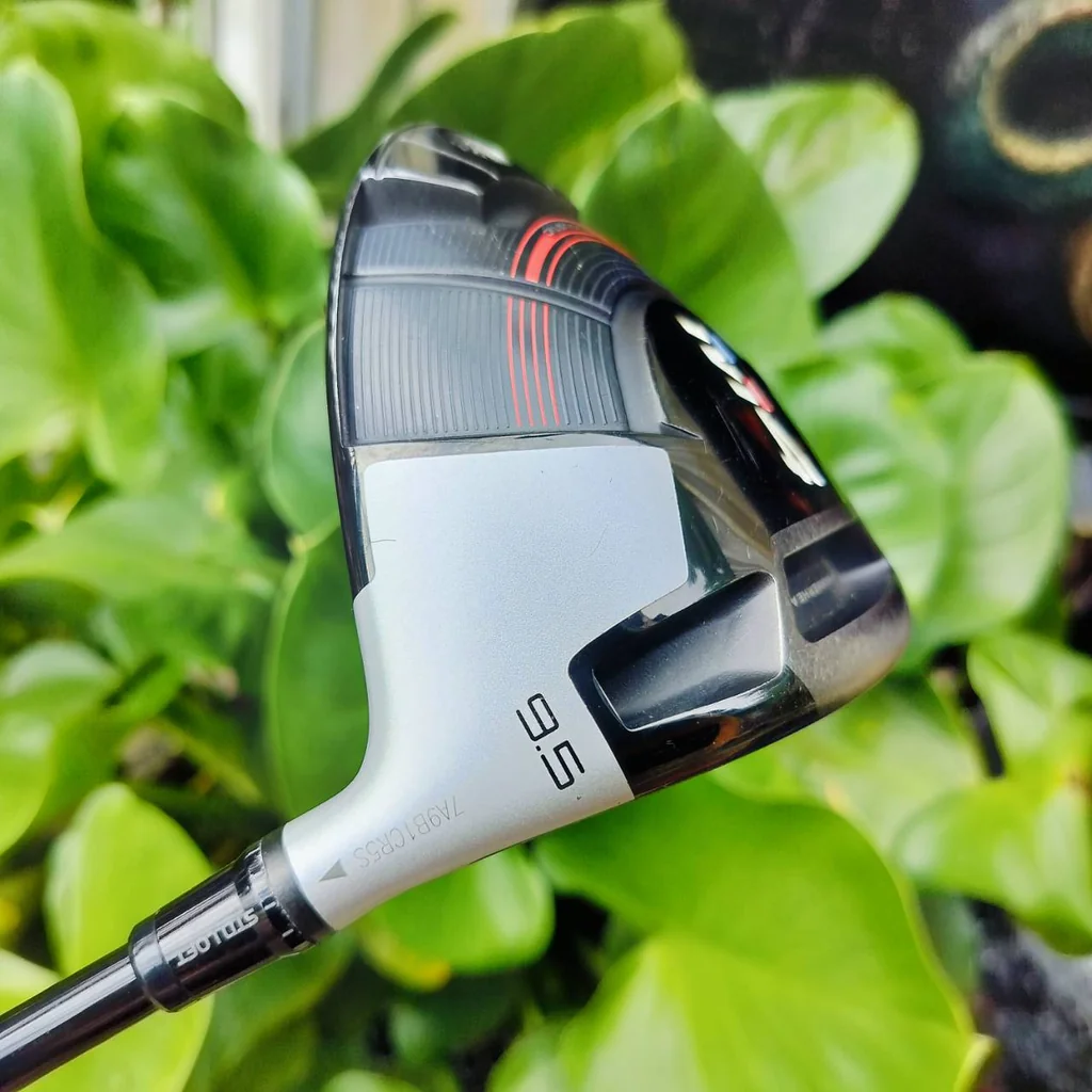 Driver Taylormade M4 สวยๆ มาพร้อม COVER แท้เดิมๆ งามๆ ลขคู่ตีง่าย ตีไกลมากกกก หน้าเด้งมาก เป็น TWIS FACE เพื่อรองรับการตีทุกรูปแบบ ไม้กอล์ฟพรีเมี่ยมมือสอง ของแท้ By NakaraLuxurious Driver Taylormade M4 สวยๆ มาพร้อม COVER แท้เดิมๆ งามๆ ลขคู่ตีง่าย ตีไกลมากกกก หน้าเด้งมาก เป็น TWIS FACE เพื่อรองรับการตีทุกรูปแบบ ไม้กอล์ฟพรีเมี่ยมมือสอง ของแท้ By NakaraLuxurious