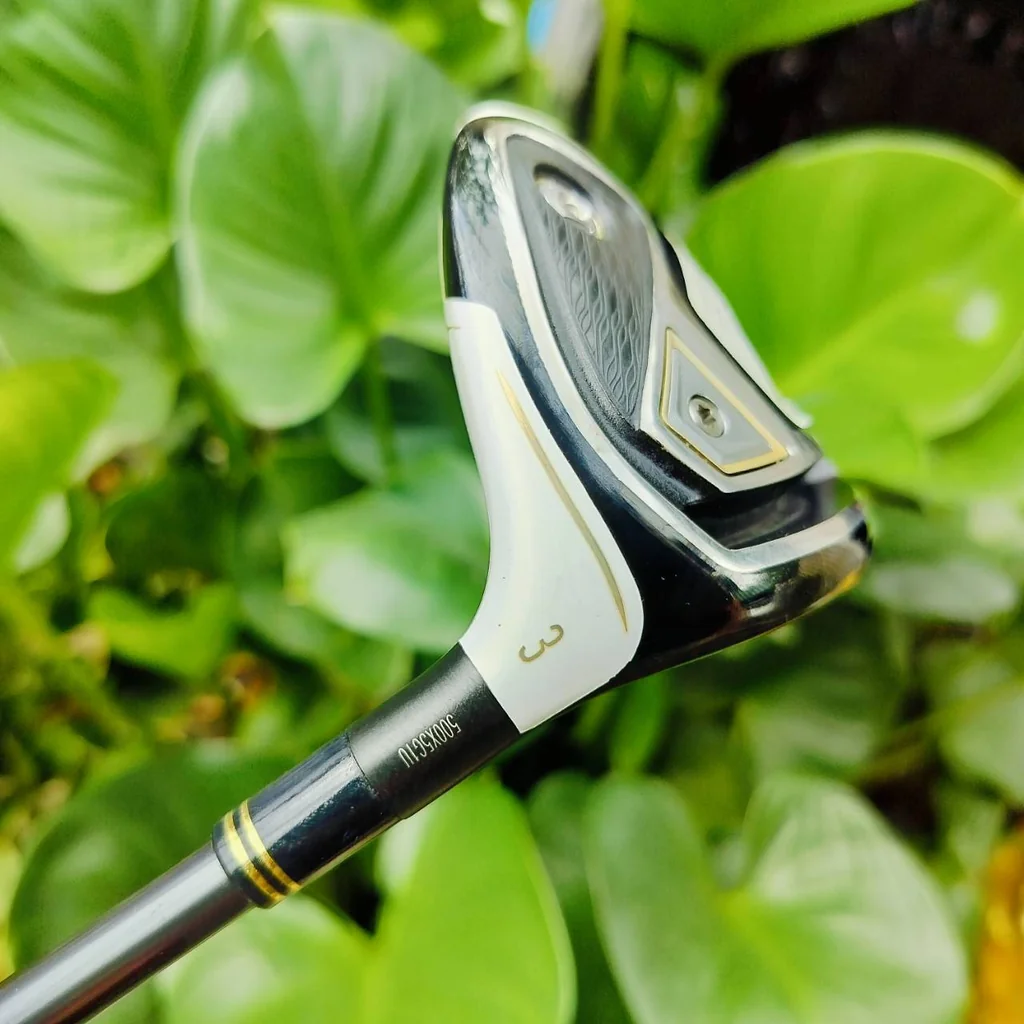 FW3 TAYLORMADE GLOIRE G ก้านกราไฟต์ GLOIRE G FLEX S GLOIRE เป็นซีรี่พรีเมี่ยมสูงสุดของ แบรนด์ Taylormade เน้นขายในญี่ปุ่น ไม้กอล์ฟพรีเมี่ยมมือสอง ของแท้ By NakaraLuxurious