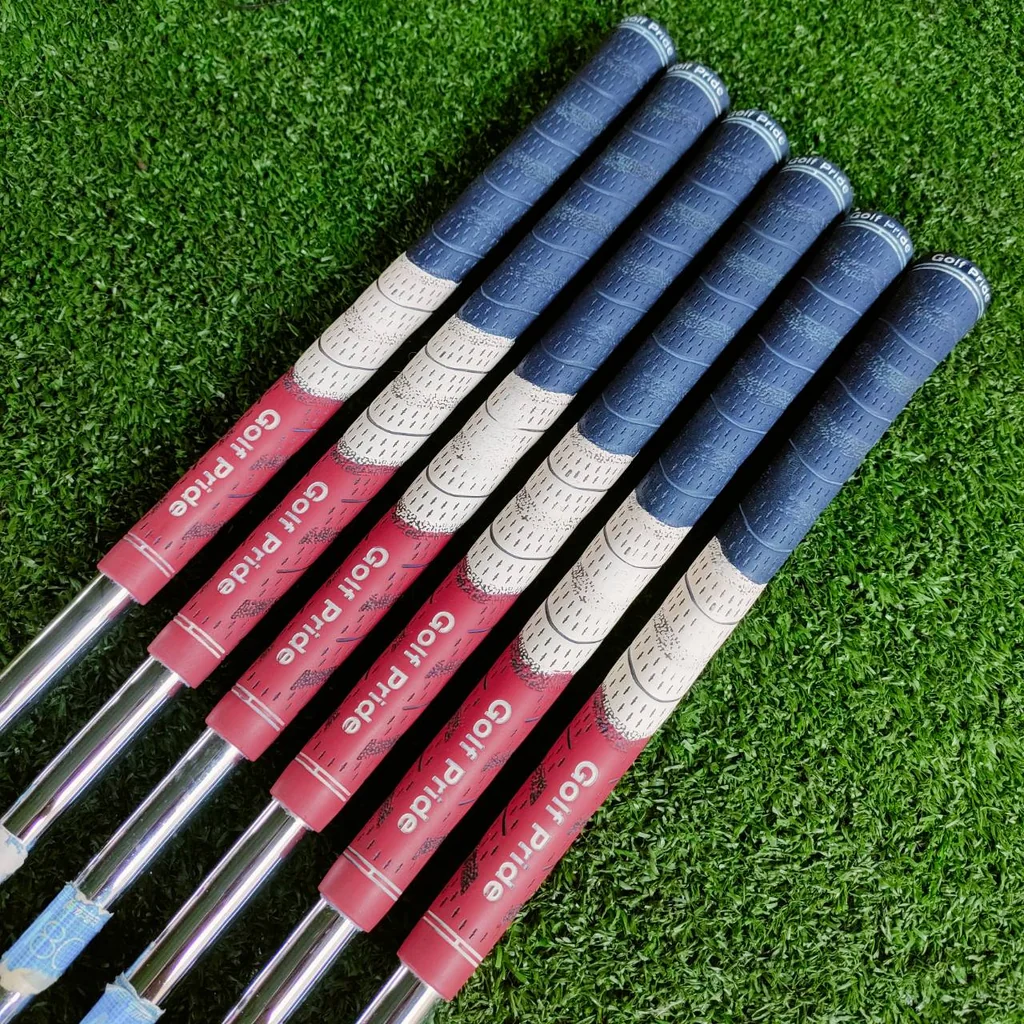 ชุดเหล็ก Taylormade RAC r5 เหล็ก CAVITY ลึกตีง่ายอย่างมาก ให้ระยะดีมากๆ ตีไกลกว่าเหล็กปกติ 1 เบอร์เลยค่ะ ก้านเหล็ก เบา 80 กรัม FLEX R สบายๆ ไม้กอล์ฟพรีเมี่ยมมือสอง ของแท้ By NakaraLuxurious ชุดเหล็ก Taylormade RAC r5 เหล็ก CAVITY ลึกตีง่ายอย่างมาก ให้ระยะดีมากๆ ตีไกลกว่าเหล็กปกติ 1 เบอร์เลยค่ะ ก้านเหล็ก เบา 80 กรัม FLEX R สบายๆ ไม้กอล์ฟพรีเมี่ยมมือสอง ของแท้ By NakaraLuxurious