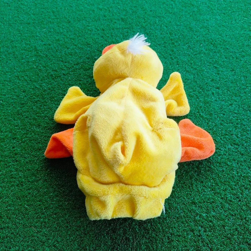 COVER FAIRWAY น้องเป็ดน้อย มือสองสภาพดี น่ารักจ้า COVER FAIRWAY น้องเป็ดน้อย มือสองสภาพดี น่ารักจ้า