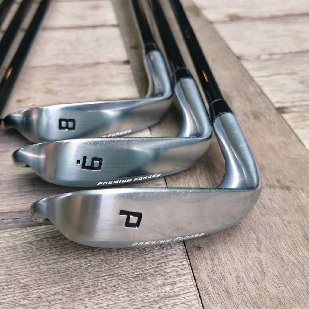 IRON SET TOURSTAGE ViQ PREMIUM FORGED ฟีลลิ่งเหล็กฟอร์จนุ่มนวลระดับพรีเมียม ชดเชยความผิดพลาดสูง IRON SET TOURSTAGE ViQ PREMIUM FORGED ฟีลลิ่งเหล็กฟอร์จนุ่มนวลระดับพรีเมียม ชดเชยความผิดพลาดสูง
