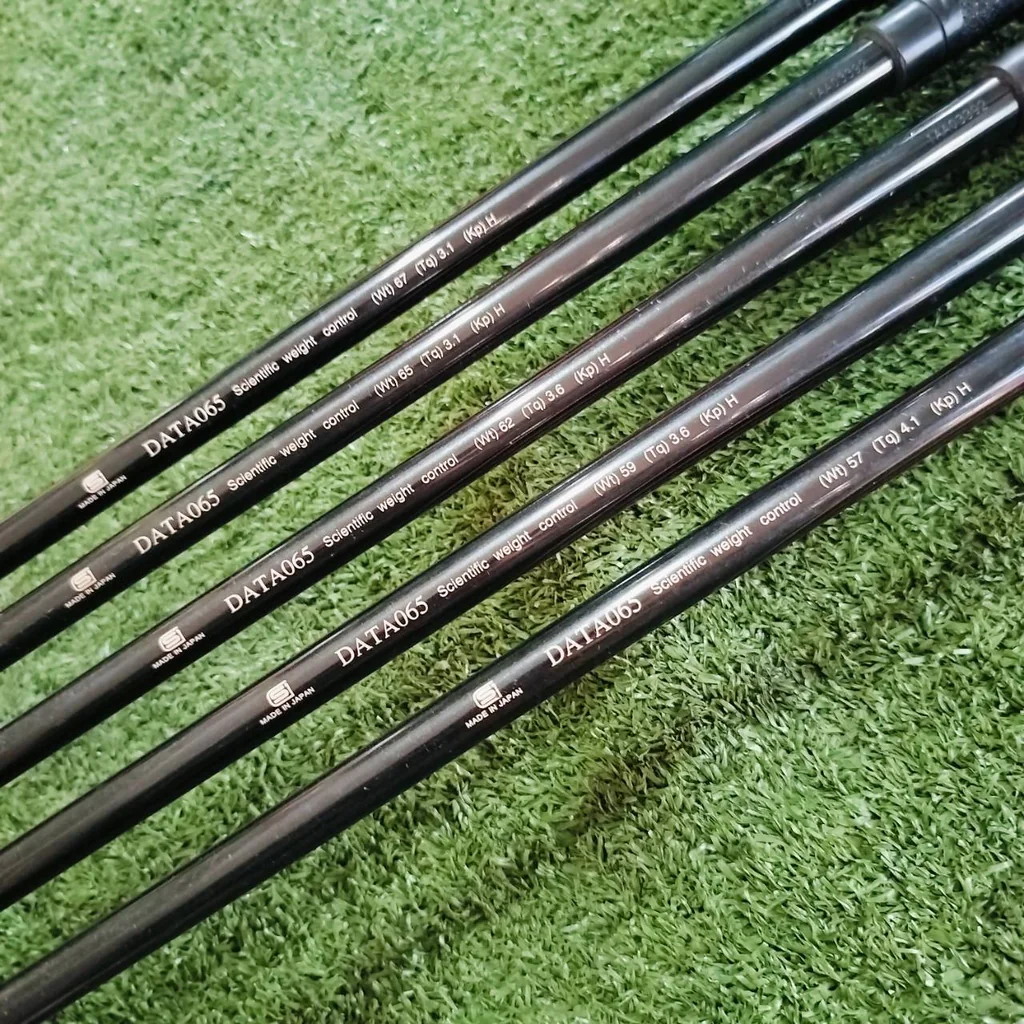 ชุดเหล็ก Finest Instrument PRGR Dream Iron PRGR egg Luxury 5 piece set เป็นชุดเหล็กสั้น มีเหล็ก 7-9 เเละ PW AW ก้าน DATA065 WT-67 Tq-3.1 Kp-H วัสดุพรีเมี่ยมญี่ปุ่น ไม้กอล์ฟมือสอง ของแท้ BY NakaraLuxurious ชุดเหล็ก Finest Instrument PRGR Dream Iron PRGR egg Luxury 5 piece set เป็นชุดเหล็กสั้น มีเหล็ก 7-9 เเละ PW AW ก้าน DATA065 WT-67 Tq-3.1 Kp-H วัสดุพรีเมี่ยมญี่ปุ่น ไม้กอล์ฟมือสอง ของแท้ BY NakaraLuxurious