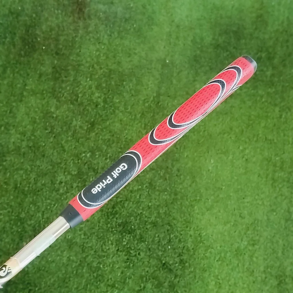 PUTTER TAYLORMADE ROSSA SUZUKA ความยาว 34 นิ้ว ตัว SUZUKA ดีมากๆ ทั้งวัสดุ ที่สุดพรีเมี่ยม ไม้กอล์ฟพรีเมี่ยมมือสอง ของแท้ By NakaraLuxurious PUTTER TAYLORMADE ROSSA SUZUKA ความยาว 34 นิ้ว ตัว SUZUKA ดีมากๆ ทั้งวัสดุ ที่สุดพรีเมี่ยม ไม้กอล์ฟพรีเมี่ยมมือสอง ของแท้ By NakaraLuxurious