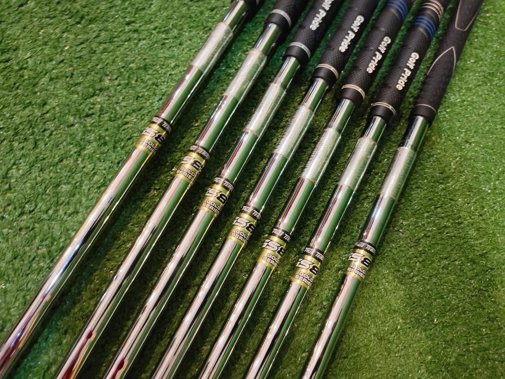 ชุดเหล็กพรีเมี่ยม Callaway LEGACY ชุดเหล็กพรีเมี่ยม Callaway LEGACY