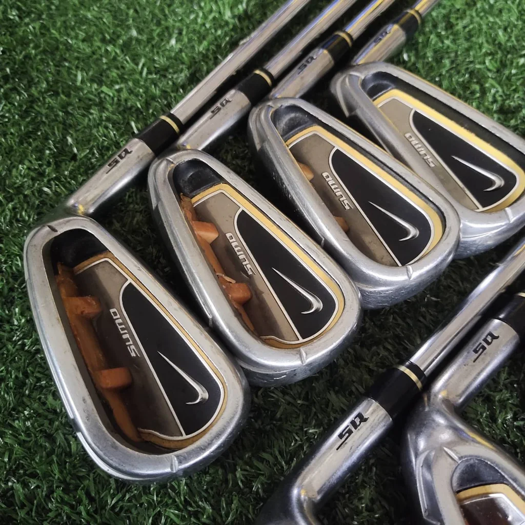 ชุดเหล็ก NIKE SUMO SQ รุ่นที่สร้างชื่อเสียงให้ Nike Golf “ความสมดุลของพลัง ความแม่นยำ” ชุดเหล็ก NIKE SUMO SQ รุ่นที่สร้างชื่อเสียงให้ Nike Golf “ความสมดุลของพลัง ความแม่นยำ”