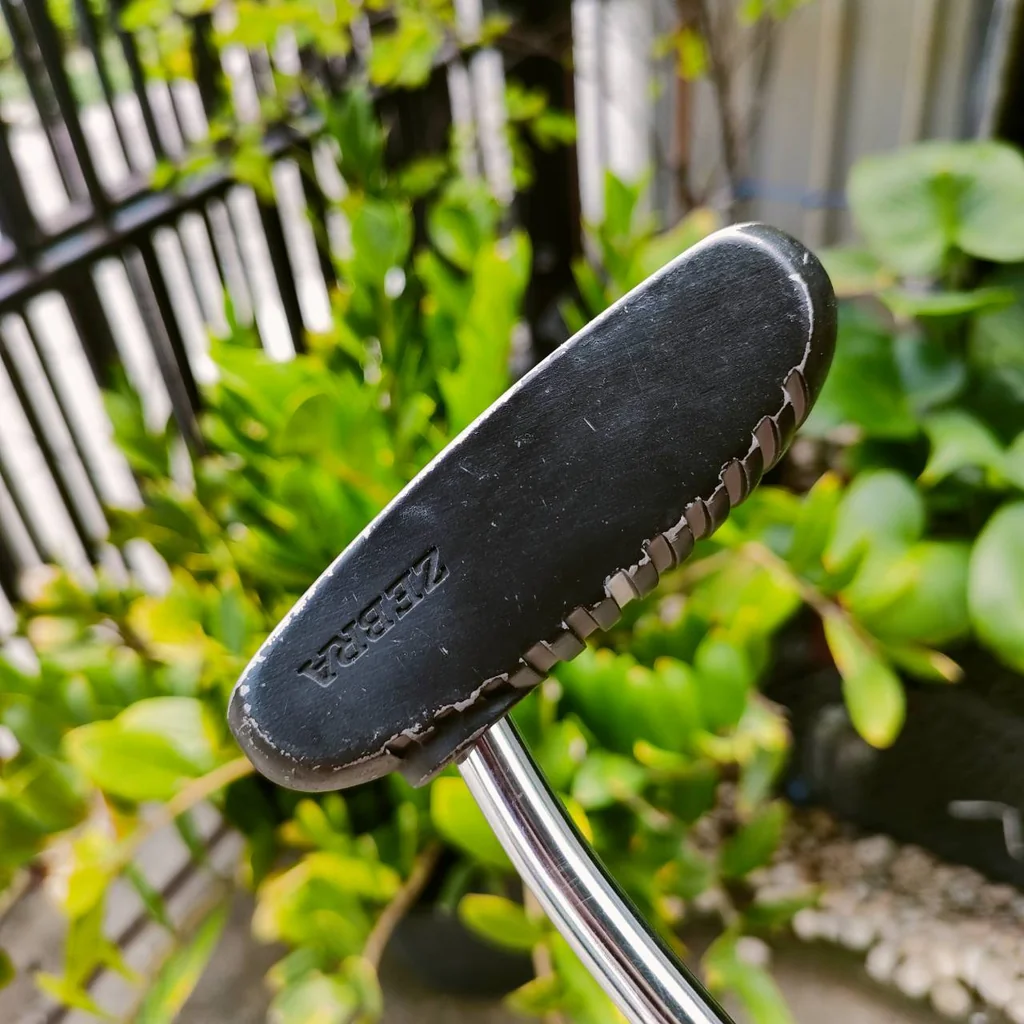 PUTTER ZEBRA BY RAM GOLF ความยาว 35 นิ้ว MADE IN USA สภาพสวยเดิม สติ๊กเกอร์ครบเดิม ไม้กอล์ฟพรีเมี่ยมญี่ปุ่นมือสอง ของแท้ By NakaraLuxurious PUTTER ZEBRA BY RAM GOLF ความยาว 35 นิ้ว MADE IN USA สภาพสวยเดิม สติ๊กเกอร์ครบเดิม ไม้กอล์ฟพรีเมี่ยมญี่ปุ่นมือสอง ของแท้ By NakaraLuxurious