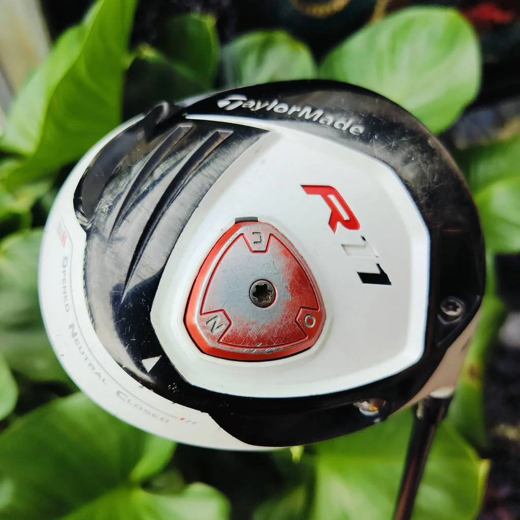 Driver Taylormade R11 องศา 9 ก้าน FUJIKURA MOTORE FLEX R หัวนี้ตีง่าย ตีไกลมาก รุ่นหน้าดำ ก้านพรีเมี่ยมสุดๆ ตีมันส์ได้เลยค่ะ ไม้กอล์ฟพรีเมี่ยมมือสอง ของแท้ By NakaraLuxurious Driver Taylormade R11 องศา 9 ก้าน FUJIKURA MOTORE FLEX R หัวนี้ตีง่าย ตีไกลมาก รุ่นหน้าดำ ก้านพรีเมี่ยมสุดๆ ตีมันส์ได้เลยค่ะ ไม้กอล์ฟพรีเมี่ยมมือสอง ของแท้ By NakaraLuxurious