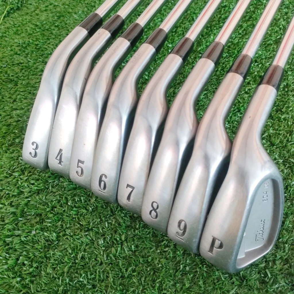 ชุดเหล็ก TITLEIST 804.OS FORGED มีเหล็ก 3 - 9 เเละ PW ก้าน N.S.PRO 970 FLEX R เป็นเหล็ก FORGED พรีเมี่ยม และใบใหญ่มากระดับ OS ถือเป็นสุดยอดชุดเหล็กที่ตีง่ายมาก!! ไม้กอล์ฟมือสอง ของแท้ BY NakaraLuxurious ชุดเหล็ก TITLEIST 804.OS FORGED มีเหล็ก 3 - 9 เเละ PW ก้าน N.S.PRO 970 FLEX R เป็นเหล็ก FORGED พรีเมี่ยม และใบใหญ่มากระดับ OS ถือเป็นสุดยอดชุดเหล็กที่ตีง่ายมาก!! ไม้กอล์ฟมือสอง ของแท้ BY NakaraLuxurious
