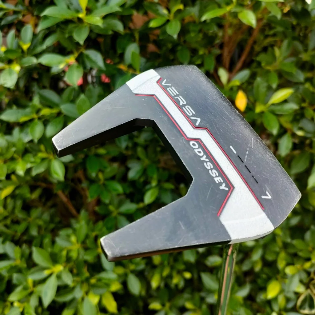 PUTTER ODYSSEY VERSA 7 ความยาว 34 นิ้ว ก้าน VERSA รูปทรงยอดนิยมสูงสุดในปัจจุบัน PUTTER ODYSSEY VERSA 7 ความยาว 34 นิ้ว ก้าน VERSA รูปทรงยอดนิยมสูงสุดในปัจจุบัน