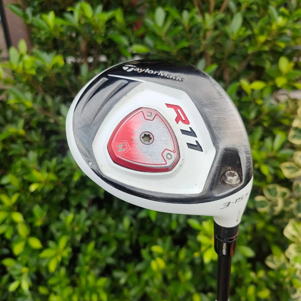 FW3 TAYLORMADE R11 ก้าน FUJIKURA MOTORE FLEX R องศา 15.5 ตีไกลมากๆ ตีง่าย ปรับจูนได้หลายจุดครับ FW3 TAYLORMADE R11 ก้าน FUJIKURA MOTORE FLEX R องศา 15.5 ตีไกลมากๆ ตีง่าย ปรับจูนได้หลายจุดครับ