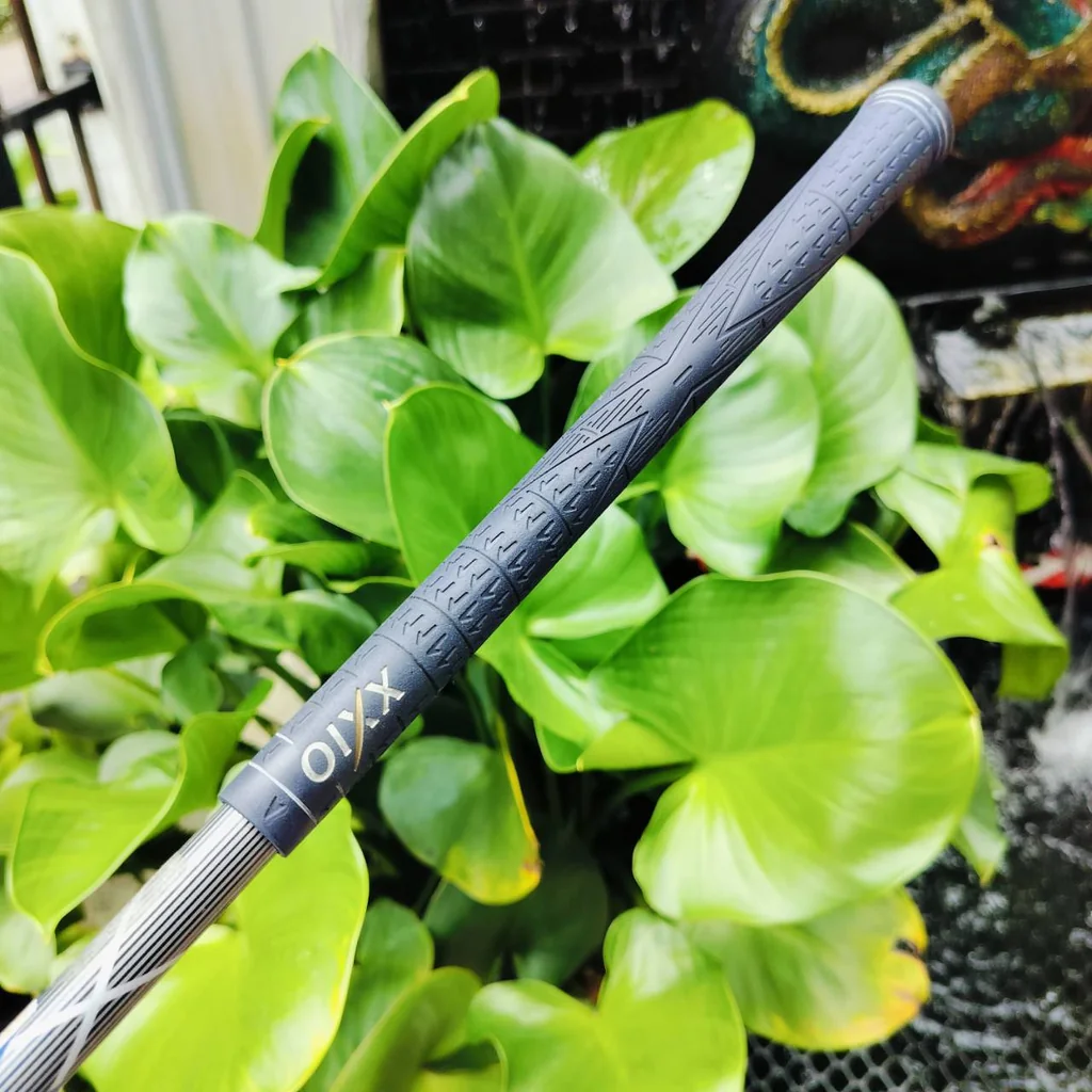 FW5 XXIO 8 องศา 18 ก้าน XXIO MP800 FLEX R รุ่นเหลี่ยมเพชร รุ่นนี้ตีดีสุดๆ XXIO เป็นหัวไม้ที่ติดรางวัล อันดับ 1 ในญี่ปุ่นแทบทุกสถาบัน ไม้กอล์ฟพรีเมี่ยมญี่ปุ่นมือสอง ของแท้ By NakaraLuxurious FW5 XXIO 8 องศา 18 ก้าน XXIO MP800 FLEX R รุ่นเหลี่ยมเพชร รุ่นนี้ตีดีสุดๆ XXIO เป็นหัวไม้ที่ติดรางวัล อันดับ 1 ในญี่ปุ่นแทบทุกสถาบัน ไม้กอล์ฟพรีเมี่ยมญี่ปุ่นมือสอง ของแท้ By NakaraLuxurious