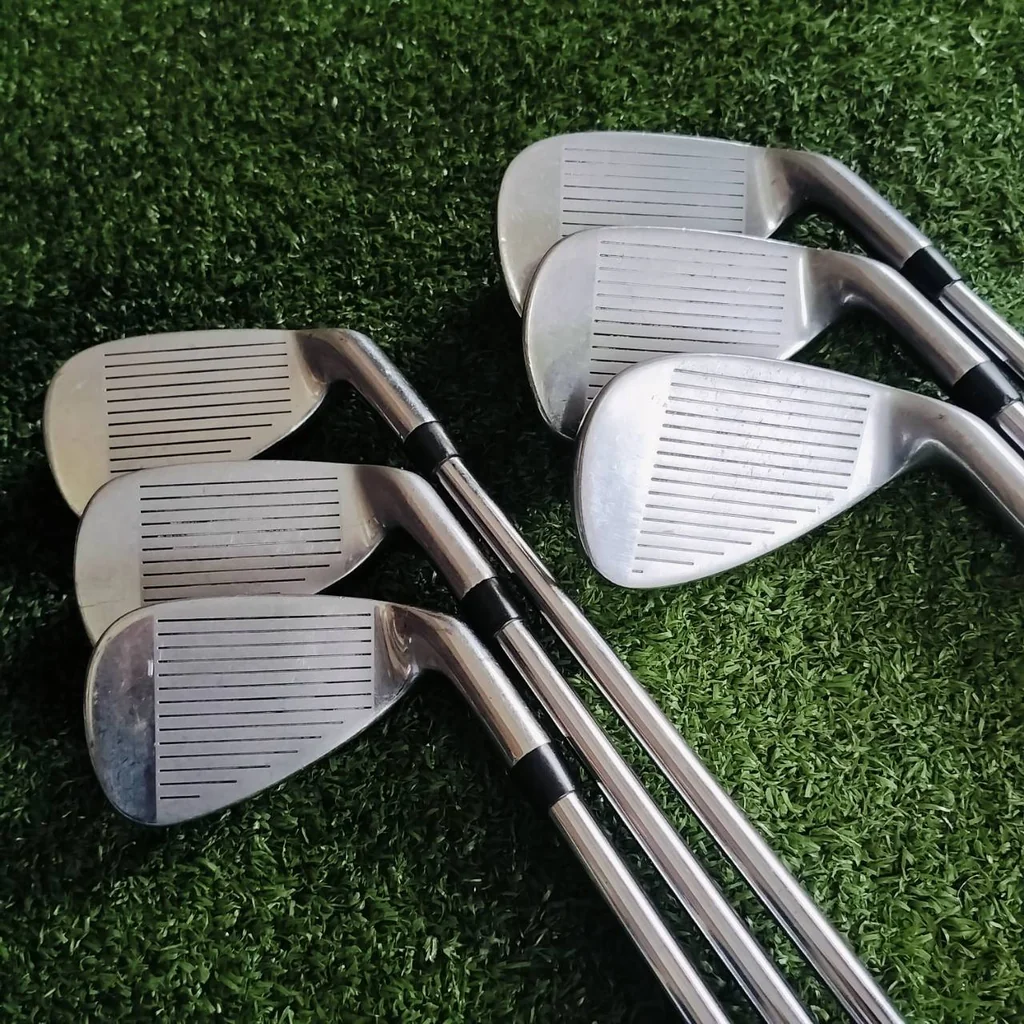 ** ไม้กอล์ฟมือซ้าย ** ชุดเหล็ก WORLD EAGLE F-01 α ก้านเหล็ก FLEX R กริพเดิมทุกชิ้น มีเหล็ก 6 7 8 9 PW SW ไม้กอล์ฟพรีเมี่ยมมือสอง ของแท้ By NakaraLuxurious ** ไม้กอล์ฟมือซ้าย ** ชุดเหล็ก WORLD EAGLE F-01 α ก้านเหล็ก FLEX R กริพเดิมทุกชิ้น มีเหล็ก 6 7 8 9 PW SW ไม้กอล์ฟพรีเมี่ยมมือสอง ของแท้ By NakaraLuxurious