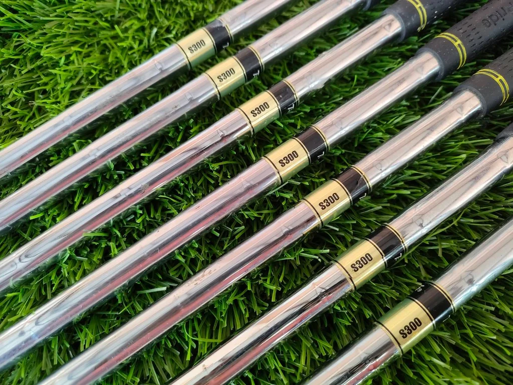 ชุดเหล็ก NIKE VAPOR FORGED เหล็กเยอะ 4 - P สภาพสวย หน้าใบสวยมาก ก้านสวยครบ DG S200 ชุดเหล็ก NIKE VAPOR FORGED เหล็กเยอะ 4 - P สภาพสวย หน้าใบสวยมาก ก้านสวยครบ DG S200