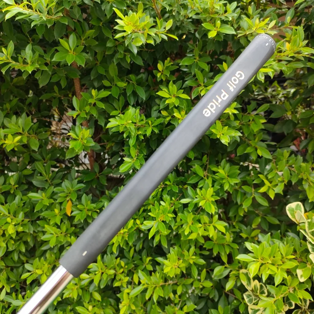 PUTTER ODYSSEY BLACK SERIES 2- BALL ความยาว 34 นิ้ว สวยมากๆเดิมๆ มีถ่วงทังสเตน ด้านหลัง ได้บล๊านซ์มากๆ ไม้กอล์ฟมือสอง ของแท้ BY NakaraLuxurious PUTTER ODYSSEY BLACK SERIES 2- BALL ความยาว 34 นิ้ว สวยมากๆเดิมๆ มีถ่วงทังสเตน ด้านหลัง ได้บล๊านซ์มากๆ ไม้กอล์ฟมือสอง ของแท้ BY NakaraLuxurious