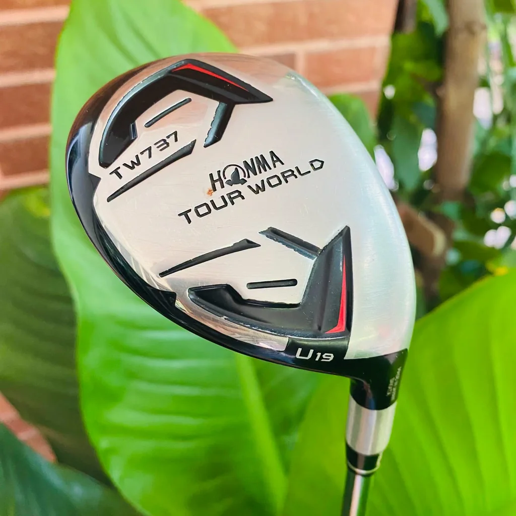 UTILITY HONMA TOUR WORLD TW737 U19 กู้ชีพเกมยาวและทำระยะจากทุกอุปสรรคได้อย่างแม่นยำ UTILITY HONMA TOUR WORLD TW737 U19 กู้ชีพเกมยาวและทำระยะจากทุกอุปสรรคได้อย่างแม่นยำ