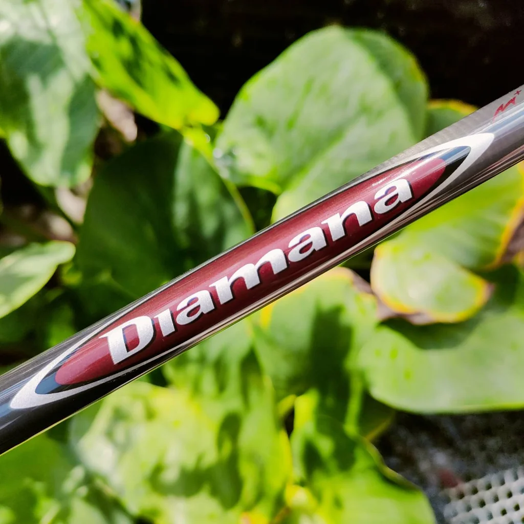 FW3 Titleist 917 F2 เทคโนโลยีใหม่ SUPERFIT CG วางจุด CG ให้อยู่มนตำแหน่งที่ดีมาก มี Active Recoil Channel ช่วยเพิ่มระยะ เหมือนติดสปริงอยู่ที่หน้าไม้ ตีสนุกมากๆ ไม้กอล์ฟพรีเมี่ยมมือสอง ของแท้ By NakaraLuxurious FW3 Titleist 917 F2 เทคโนโลยีใหม่ SUPERFIT CG วางจุด CG ให้อยู่มนตำแหน่งที่ดีมาก มี Active Recoil Channel ช่วยเพิ่มระยะ เหมือนติดสปริงอยู่ที่หน้าไม้ ตีสนุกมากๆ ไม้กอล์ฟพรีเมี่ยมมือสอง ของแท้ By NakaraLuxurious