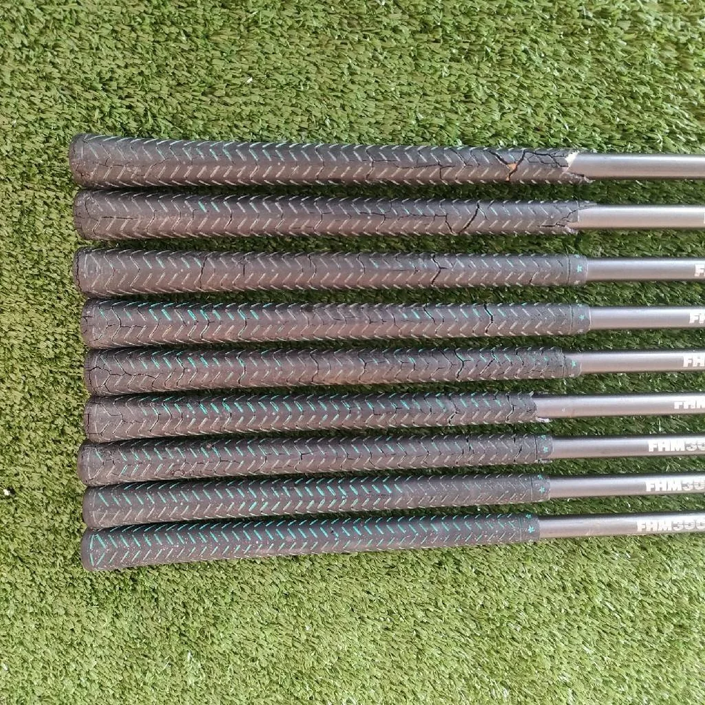 ชุดเหล็ก CLASSIC OSAWA TR-104 มีเหล็ก3-9 เเละ PW AW ก้าน FHM300FW ชุดเหล็ก CLASSIC OSAWA TR-104 มีเหล็ก3-9 เเละ PW AW ก้าน FHM300FW