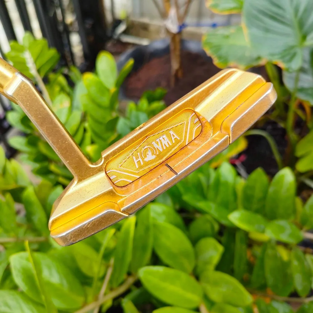 PUTTER HONMA BERES PP-101 ความยาว 34 นิ้ว มาพร้อม COVER พัตเตอร์ระดับเทพ HIGH - END ต้องใช้ให้ได้สักครั้งในชีวิตนักกอล์ฟ ของใหม่ราคาเกือบ 5 หมื่นบาท!!! PUTTER HONMA BERES PP-101 ความยาว 34 นิ้ว มาพร้อม COVER พัตเตอร์ระดับเทพ HIGH - END ต้องใช้ให้ได้สักครั้งในชีวิตนักกอล์ฟ ของใหม่ราคาเกือบ 5 หมื่นบาท!!!