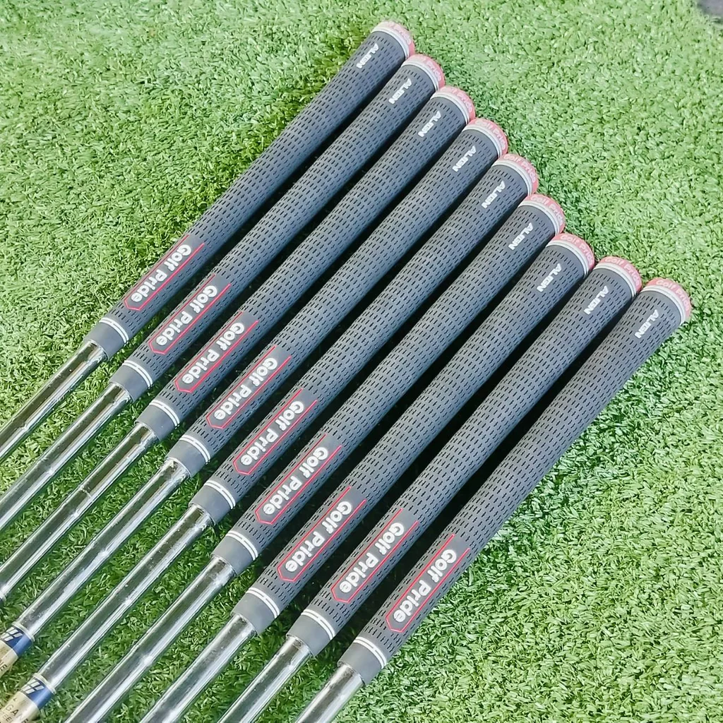 ชุดเหล็ก HONMA CL-708 MADE IN JAPAN SAKATA ก้านเหล็ก HONMA เดิมหมด FLEX R1 มีเหล็ก 4 5 6 7 8 9 10 11 SW เป็นชุดใหญ่ 9 ชิ้น มีถึงเหล็ก11 สภาพสวยเดิมอย่างดี วัสดุพรีเมี่ยม ไม้กอล์ฟพรีเมี่ยมมือสอง ของแท้ By NakaraLuxurious ชุดเหล็ก HONMA CL-708 MADE IN JAPAN SAKATA ก้านเหล็ก HONMA เดิมหมด FLEX R1 มีเหล็ก 4 5 6 7 8 9 10 11 SW เป็นชุดใหญ่ 9 ชิ้น มีถึงเหล็ก11 สภาพสวยเดิมอย่างดี วัสดุพรีเมี่ยม ไม้กอล์ฟพรีเมี่ยมมือสอง ของแท้ By NakaraLuxurious