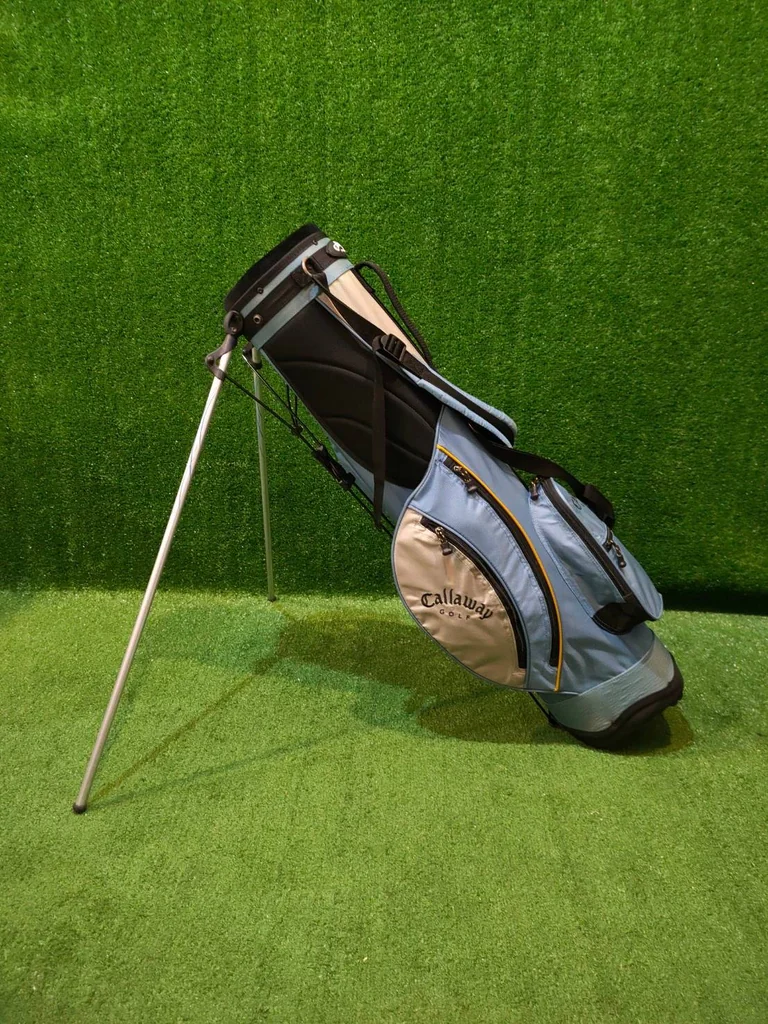 ถุงกอล์ฟ ขาตั้ง Callaway มือสองครับ สภาพเดิมๆสวยเลยครับ ถุงกอล์ฟ ขาตั้ง Callaway มือสองครับ สภาพเดิมๆสวยเลยครับ