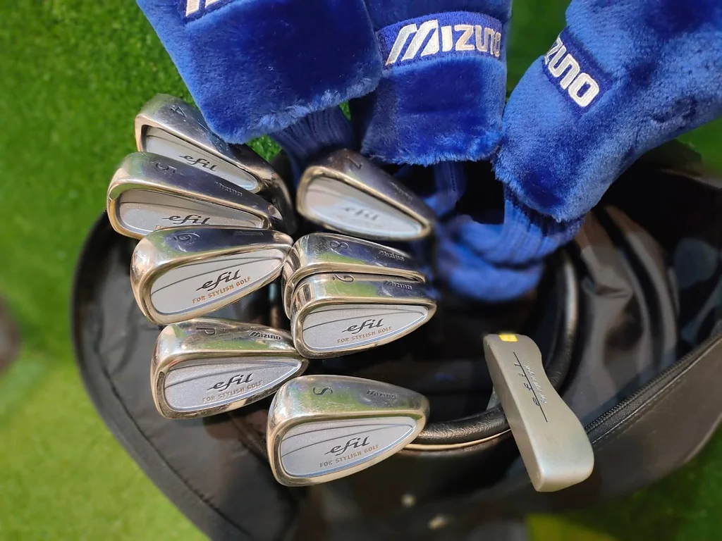 ไม้กอล์ฟครบชุดสำหรับผู้หญิง MIZUNO EFIL พร้อมถุงกอล์ฟ ไม้กอล์ฟครบชุดสำหรับผู้หญิง MIZUNO EFIL พร้อมถุงกอล์ฟ