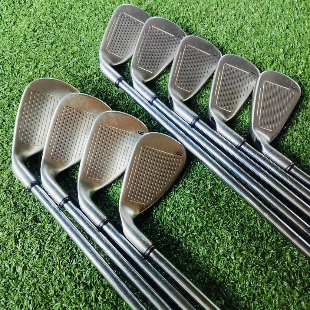 ชุดเหล็ก Callaway X-18 เป็นรุ่นดัง ที่สร้างชื่อให้ Callaway จวบจนมาถึงปัจจุบัน ด้วยเทคโนโลยี ก้านเหล็ก UNI FLEX ของ X - 18 เป็นก้านพรีเมี่ยม สุดยอดจริงครับ ไม้กอล์ฟพรีเมี่ยมมือสอง ของแท้ By NakaraLuxurious ชุดเหล็ก Callaway X-18 เป็นรุ่นดัง ที่สร้างชื่อให้ Callaway จวบจนมาถึงปัจจุบัน ด้วยเทคโนโลยี ก้านเหล็ก UNI FLEX ของ X - 18 เป็นก้านพรีเมี่ยม สุดยอดจริงครับ ไม้กอล์ฟพรีเมี่ยมมือสอง ของแท้ By NakaraLuxurious