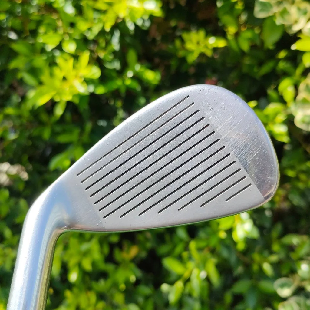 ชุดเหล็ก PROKENNEX SI-30 PLUS มีเหล็ก 5-9 เเละ PW SW เหล็ก CAVITY ใหญ่ตีง่ายมากๆ และ WEDGE ก็เป็นแบบ เบลด ไม่ต้องไปซื้อ WEDGE เพิ่มแล้วครับ ชุดเหล็ก PROKENNEX SI-30 PLUS มีเหล็ก 5-9 เเละ PW SW เหล็ก CAVITY ใหญ่ตีง่ายมากๆ และ WEDGE ก็เป็นแบบ เบลด ไม่ต้องไปซื้อ WEDGE เพิ่มแล้วครับ