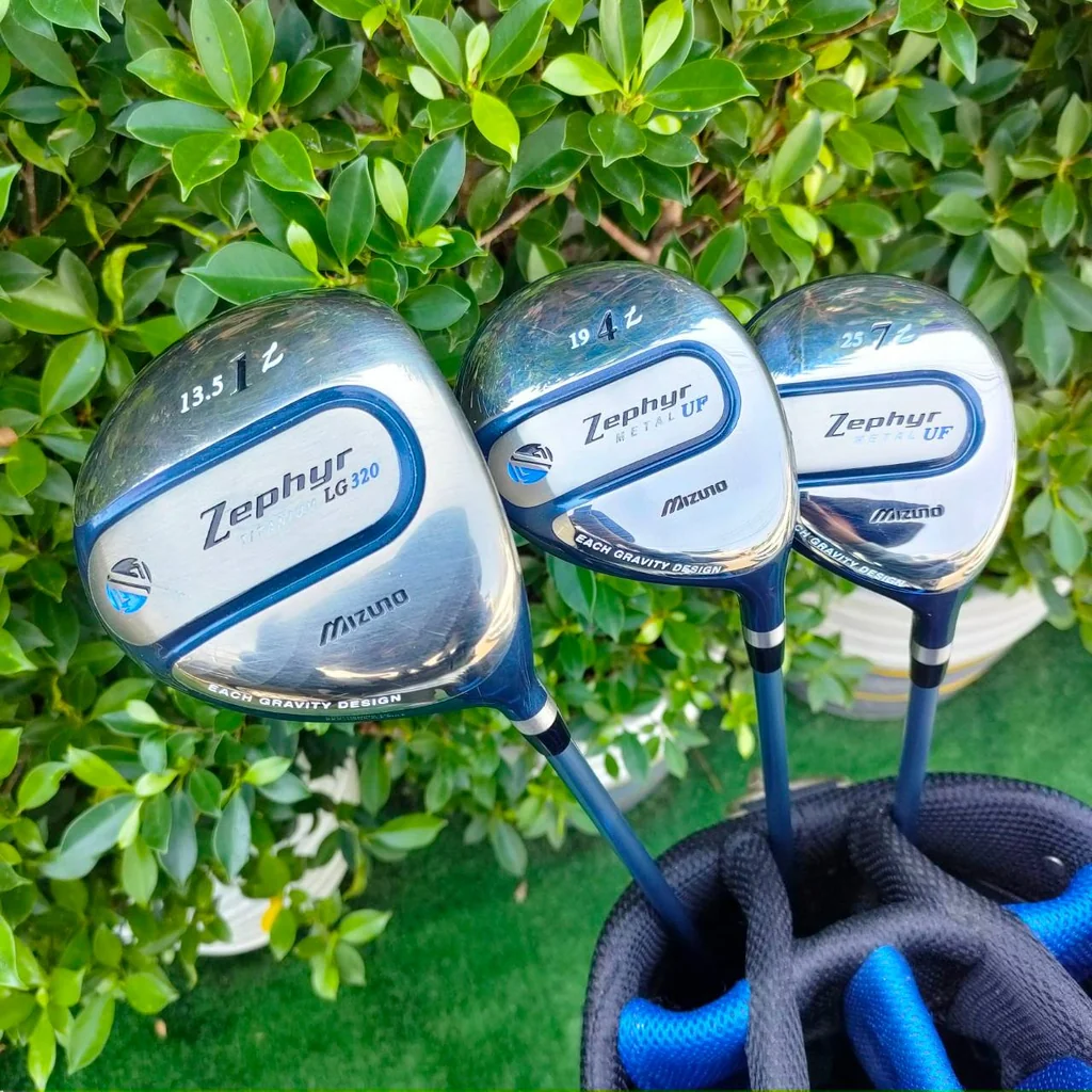 *** ไม้กอล์ฟสำหรับผู้หญิง *** ไม้กอล์ฟครบชุด MIZUNO ZEPHYR มีหัวไม้ 1, 4, 7 พร้อม COVER ชุดเหล็กมี 5 - 9 PW SW PUTTER MIZUNO ZEPHYR * ชุดนี้เหล็ก 7 จะเป็นคนละรุ่น * ของ MIZUNO น้ำหนักเบา ตีง่าย วัสดุพรีเมี่ยมกว่า ตีดีมากๆ *** ไม้กอล์ฟสำหรับผู้หญิง *** ไม้กอล์ฟครบชุด MIZUNO ZEPHYR มีหัวไม้ 1, 4, 7 พร้อม COVER ชุดเหล็กมี 5 - 9 PW SW PUTTER MIZUNO ZEPHYR * ชุดนี้เหล็ก 7 จะเป็นคนละรุ่น * ของ MIZUNO น้ำหนักเบา ตีง่าย วัสดุพรีเมี่ยมกว่า ตีดีมากๆ