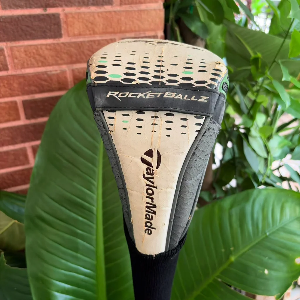 Driver TaylorMade RBZ (RocketBallz) ไดรเวอร์หัวสีขาวในตำนาน รีดสปีดลูกพุ่งทะยานทะลุขีดจำกัด Driver TaylorMade RBZ (RocketBallz) ไดรเวอร์หัวสีขาวในตำนาน รีดสปีดลูกพุ่งทะยานทะลุขีดจำกัด