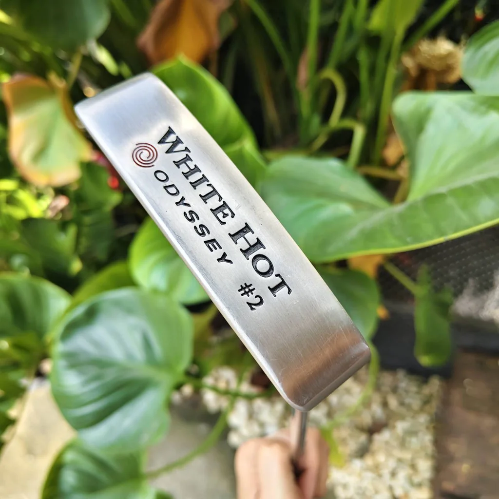PUTTER Odyssey White Hot #2 ให้ความรู้สึก (feel) เสียง (sound) ที่ยอดเยี่ยมและสม่ำเสมอ PUTTER Odyssey White Hot #2 ให้ความรู้สึก (feel) เสียง (sound) ที่ยอดเยี่ยมและสม่ำเสมอ