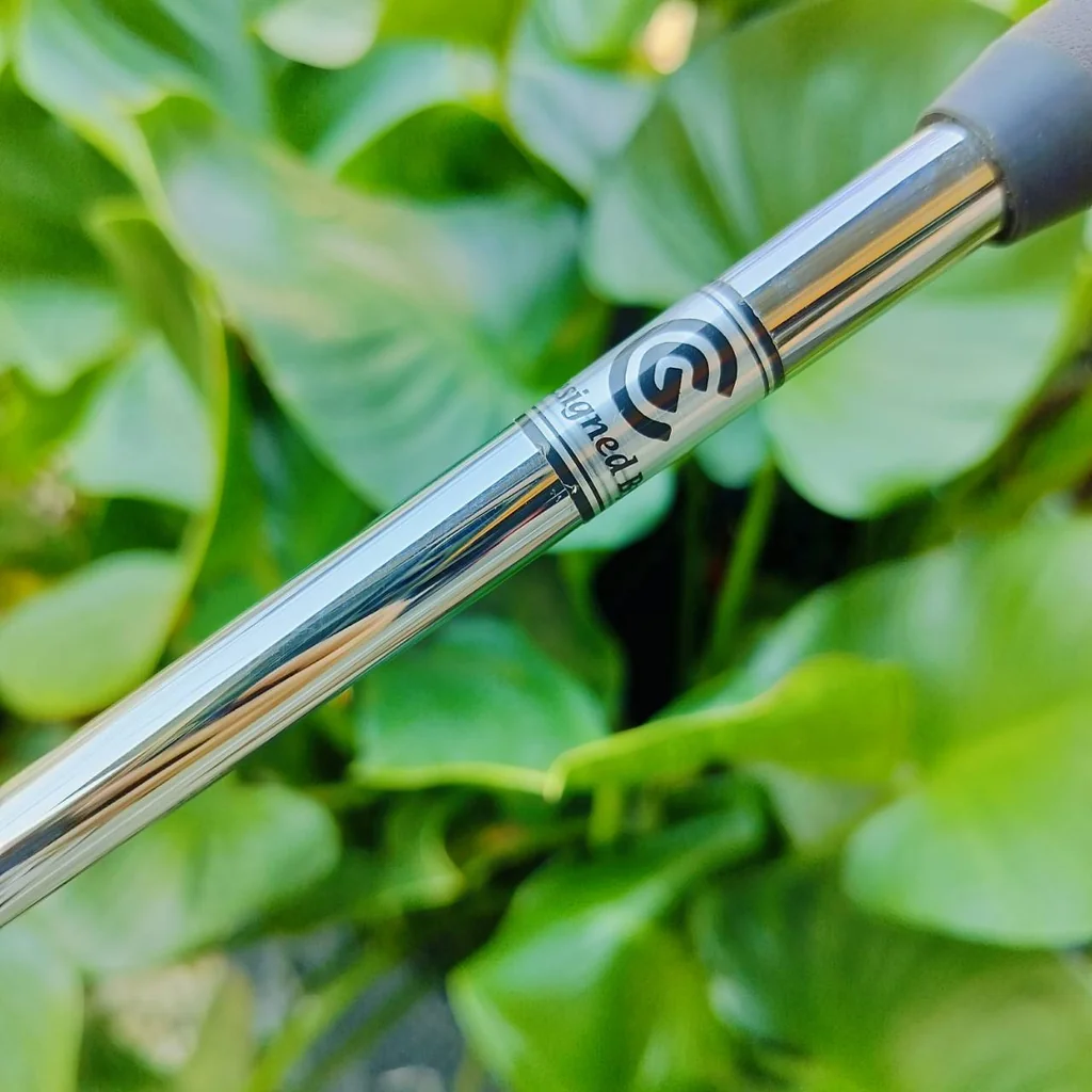 CLEVELAND CMM 05 PUTTER ความยาว 35 นิ้ว สภาพสวยมาก หายาก ดีไซน์สุดคลาสสิค ไม้กอล์ฟพรีเมี่ยมมือสอง ของแท้ By NakaraLuxurious CLEVELAND CMM 05 PUTTER ความยาว 35 นิ้ว สภาพสวยมาก หายาก ดีไซน์สุดคลาสสิค ไม้กอล์ฟพรีเมี่ยมมือสอง ของแท้ By NakaraLuxurious