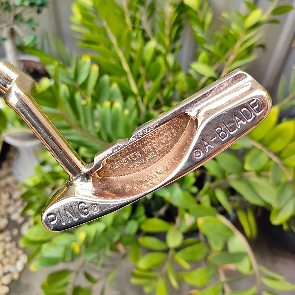 PUTTER PING A-BLADE ความยาว 35 นิ้ว Phoenix, Arizona 85029 วัสดุทองเหลือง สภาพสวย ไม้กอล์ฟมือสอง ของแท้ BY NakaraLuxurious PUTTER PING A-BLADE ความยาว 35 นิ้ว Phoenix, Arizona 85029 วัสดุทองเหลือง สภาพสวย ไม้กอล์ฟมือสอง ของแท้ BY NakaraLuxurious