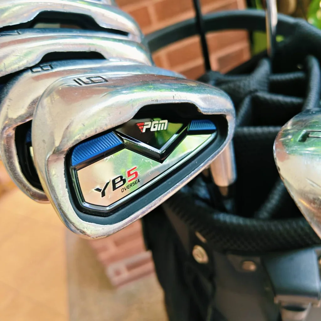 PGM YB5 OVERSEA พร้อมถุงกอล์ฟขาตั้งอย่างดี⛳🎒ไม้น้ำหนักเบา ตีง่าย 🏌️♀️คนที่อยากได้ชุดคุ้มๆ ครบชุด PGM YB5 OVERSEA พร้อมถุงกอล์ฟขาตั้งอย่างดี⛳🎒ไม้น้ำหนักเบา ตีง่าย 🏌️♀️คนที่อยากได้ชุดคุ้มๆ ครบชุด