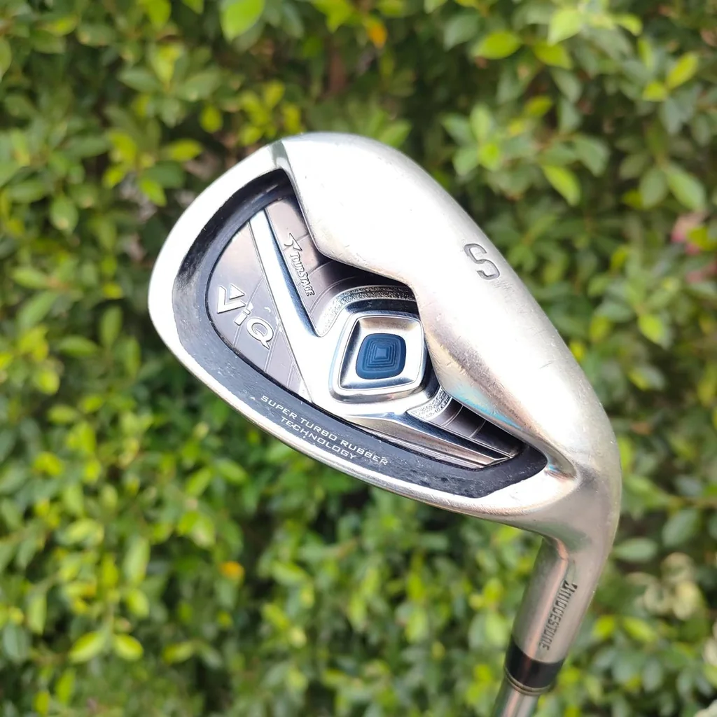 SW TOURSTAGE VIQ ก้าน GH85 GOLD SERIES S200 ก้านเบามาก และเหมาะกับ WEDGE มาก ไม้กอล์ฟมือสอง ของแท้ BY NakaraLuxurious SW TOURSTAGE VIQ ก้าน GH85 GOLD SERIES S200 ก้านเบามาก และเหมาะกับ WEDGE มาก ไม้กอล์ฟมือสอง ของแท้ BY NakaraLuxurious