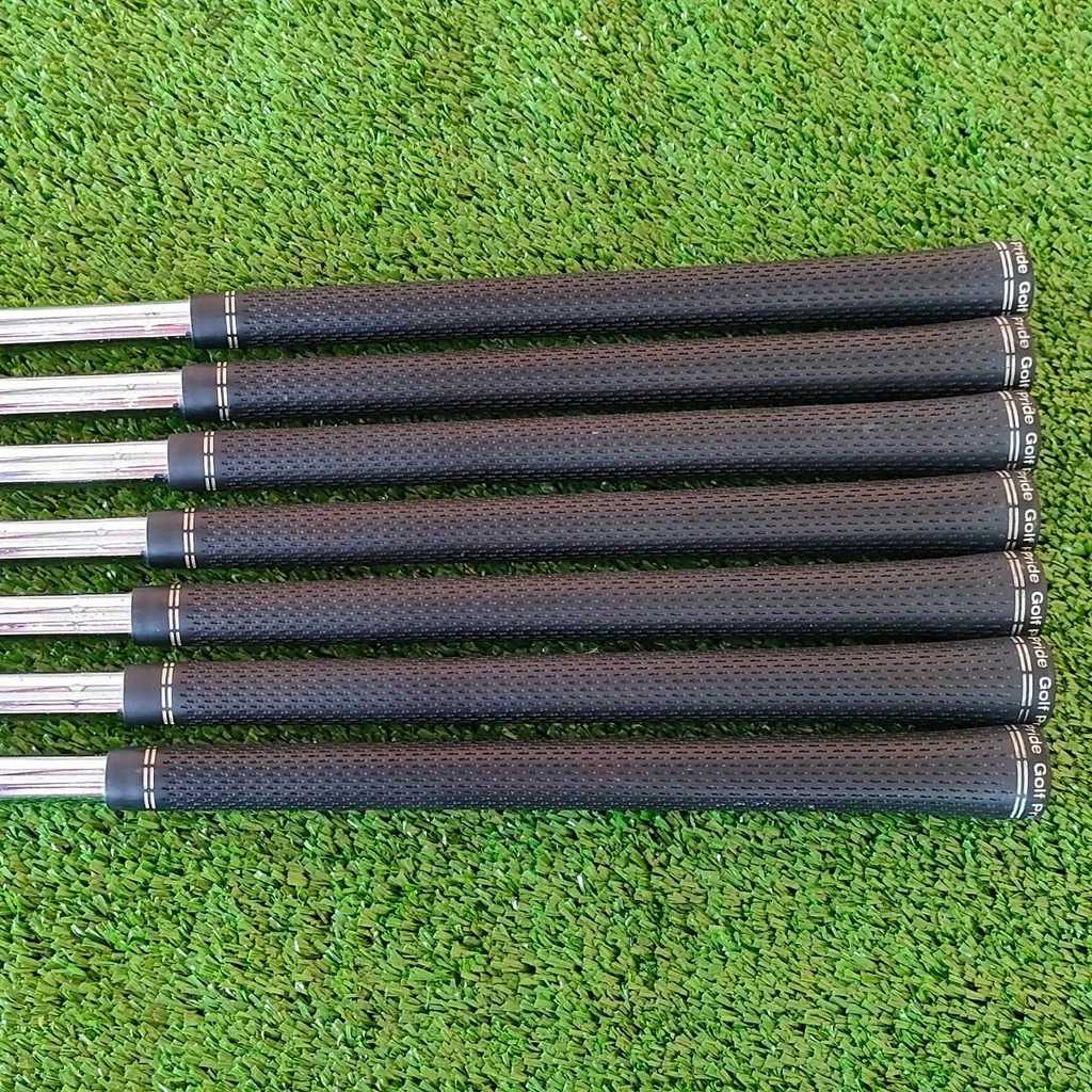 ชุดเหล็ก TAYLORMADE PSI FORGED มีเหล็ก 4-9 เเละ PW ก้าน KBS TOUR เต็มคาราเบลครับชุดนี้ ชุดเหล็ก TAYLORMADE PSI FORGED มีเหล็ก 4-9 เเละ PW ก้าน KBS TOUR เต็มคาราเบลครับชุดนี้