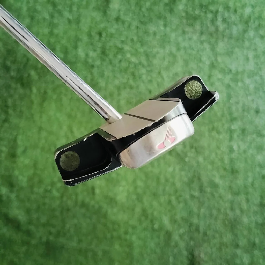 PUTTER VOODOO Never Compromise ความยาว 34 นิ้ว สภาพสวยๆเลยค่ะ รุ่นนี้นิยมมากๆดังสุดๆ ไม้กอล์ฟพรีเมี่ยมมือสอง ของแท้ By NakaraLuxurious PUTTER VOODOO Never Compromise ความยาว 34 นิ้ว สภาพสวยๆเลยค่ะ รุ่นนี้นิยมมากๆดังสุดๆ ไม้กอล์ฟพรีเมี่ยมมือสอง ของแท้ By NakaraLuxurious