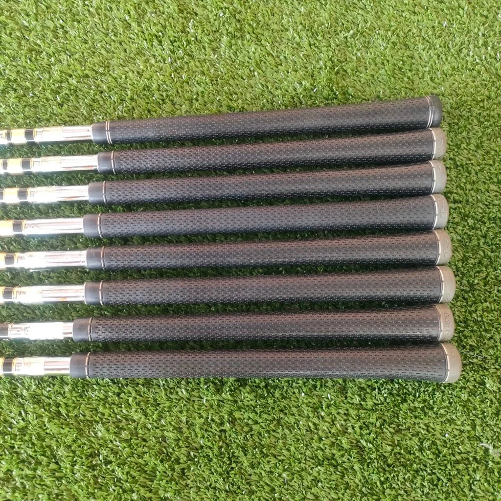 ชุดเหล็ก TITLEIST 804.OS FORGED มีเหล็ก 3 - 9 เเละ PW ก้าน N.S.PRO 970 FLEX R เป็นเหล็ก FORGED พรีเมี่ยม และใบใหญ่มากระดับ OS ถือเป็นสุดยอดชุดเหล็กที่ตีง่ายมาก!! ไม้กอล์ฟมือสอง ของแท้ BY NakaraLuxurious ชุดเหล็ก TITLEIST 804.OS FORGED มีเหล็ก 3 - 9 เเละ PW ก้าน N.S.PRO 970 FLEX R เป็นเหล็ก FORGED พรีเมี่ยม และใบใหญ่มากระดับ OS ถือเป็นสุดยอดชุดเหล็กที่ตีง่ายมาก!! ไม้กอล์ฟมือสอง ของแท้ BY NakaraLuxurious